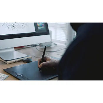 جرافيك تابلت Wacom Intuos Pro Paper Edition PTH-660P (متوسط، اسود)
